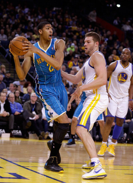 摘得榮冠 摘得榮冠