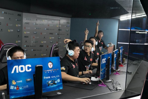 容易被迫增 容易被迫增